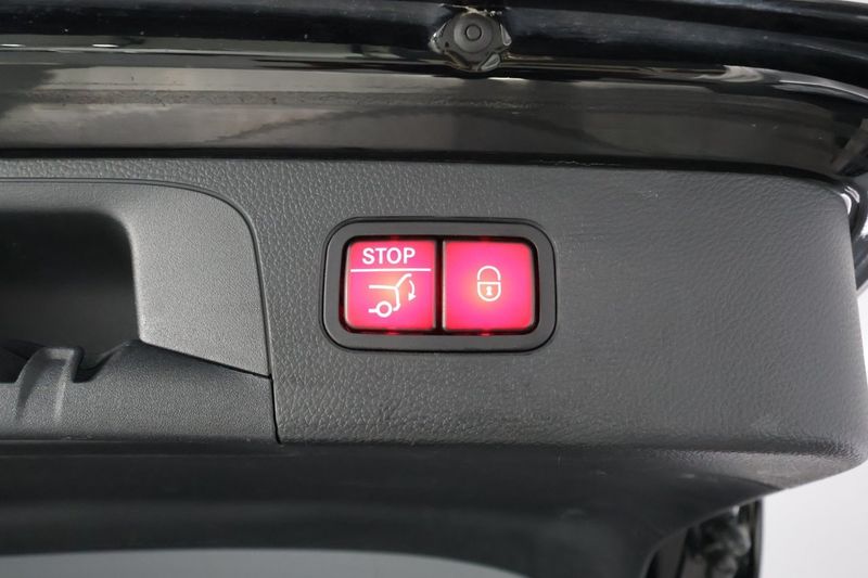 Mercedes GLC300 bild 28