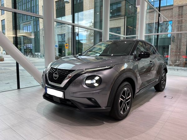 Nissan Juke N-Connecta | ink service & vinterhjul! - 2025