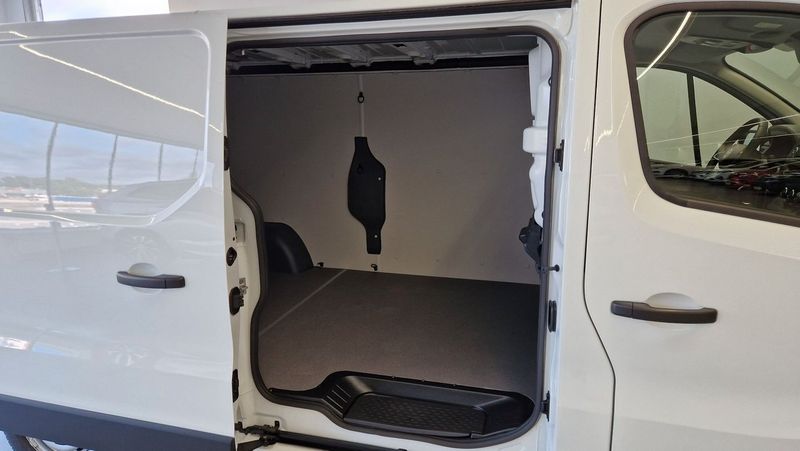 Nissan Primastar bild 10