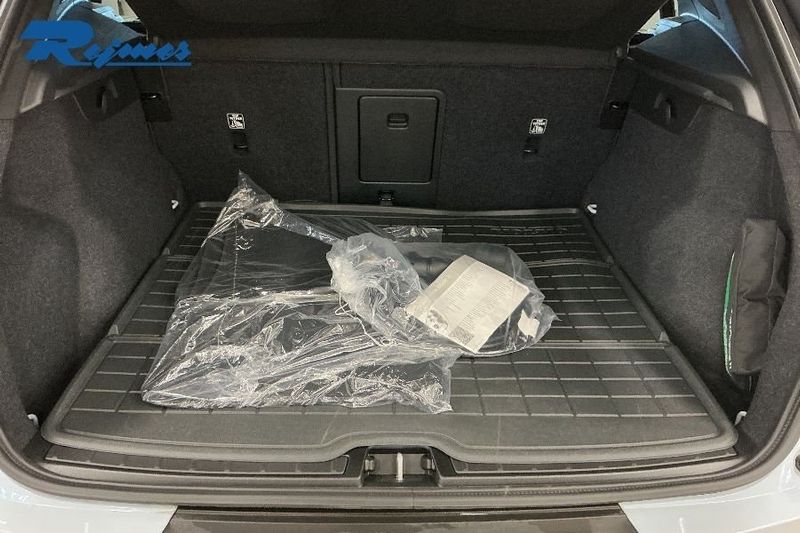 Volvo EX40 bild 10
