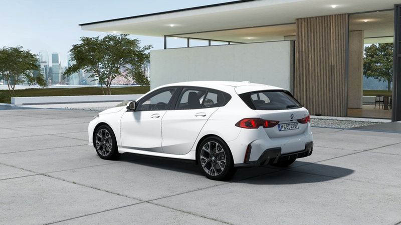BMW 120 bild 2