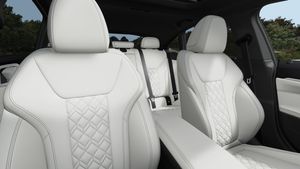 BMW i4 bild 10