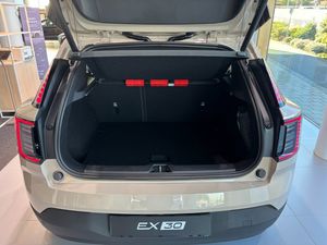 Volvo EX30 bild 5
