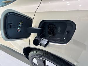 Volvo EX30 bild 9