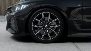 BMW i4 bild 7