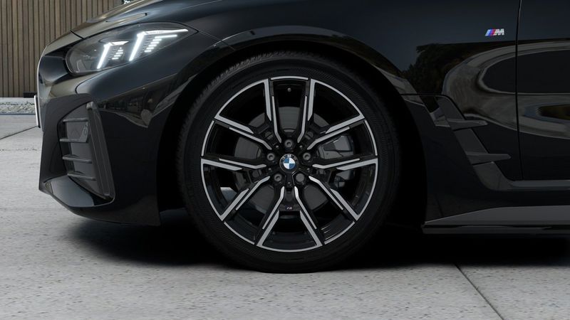 BMW i4 bild 7