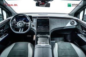 Mercedes EQE43 SUV bild 10