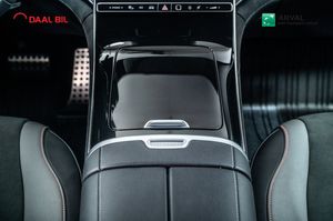 Mercedes EQE43 SUV bild 11