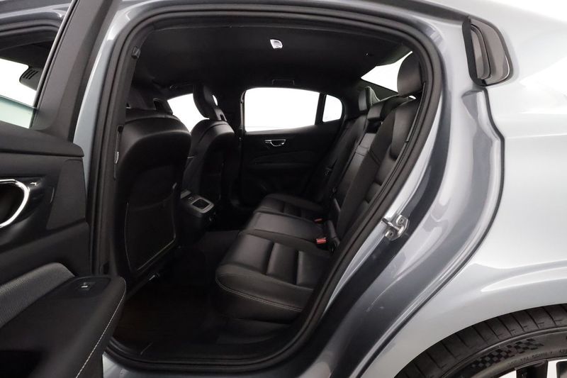 Volvo S60 bild 11