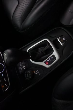 Jeep Cherokee bild 23