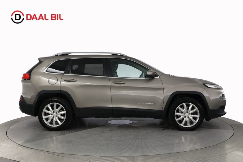 Jeep Cherokee bild 5