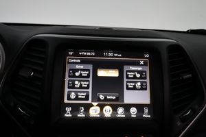 Jeep Cherokee bild 18