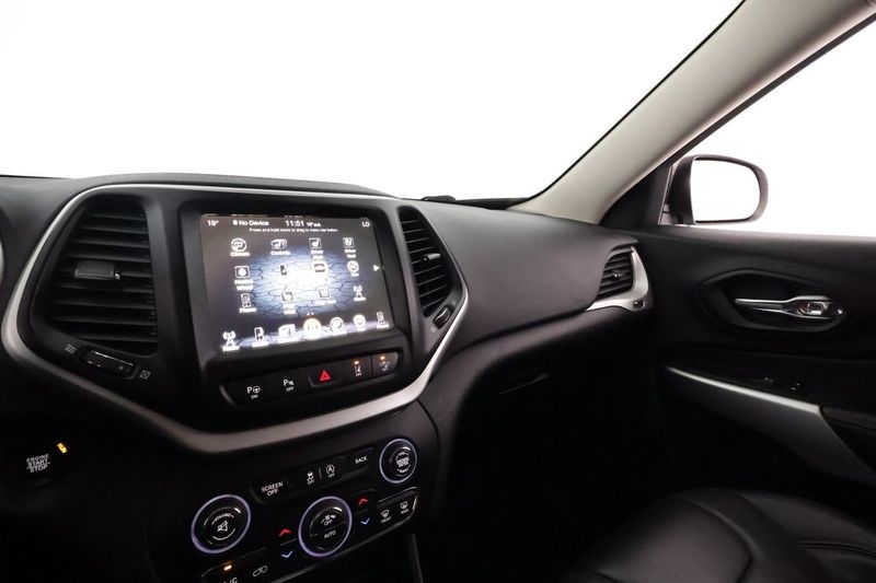 Jeep Cherokee bild 22