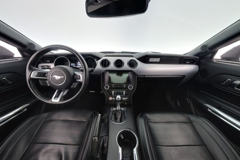 Ford Mustang bild 12