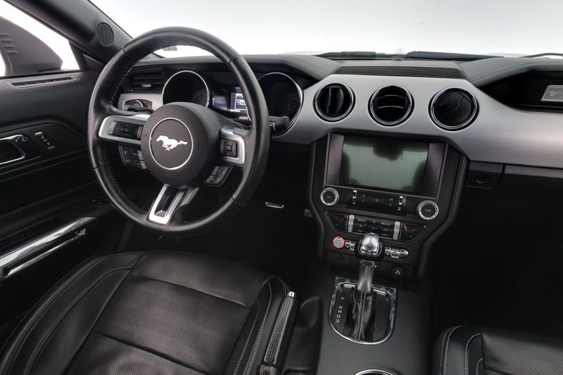 Ford Mustang bild 14