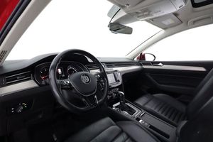 Volkswagen Passat bild 11