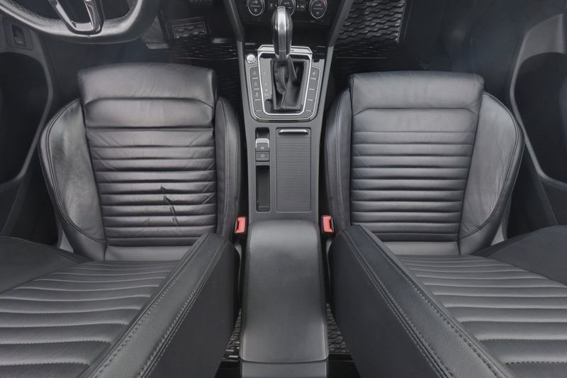 Volkswagen Passat bild 14