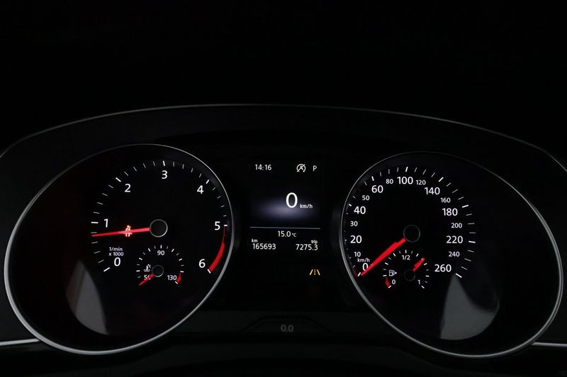 Volkswagen Passat bild 16
