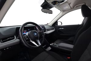 BMW iX1 bild 11