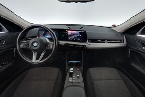 BMW iX1 bild 13
