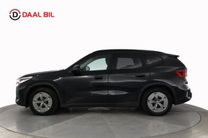 BMW iX1 bild 9