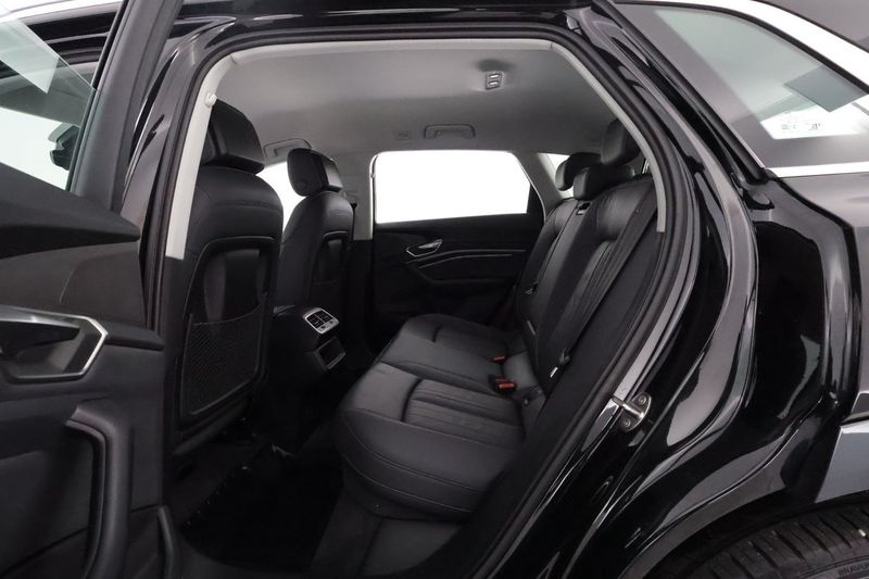 Audi Q8 e-tron bild 12