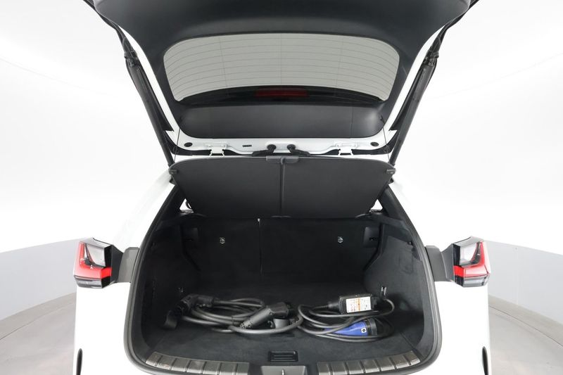 Lexus NX bild 28