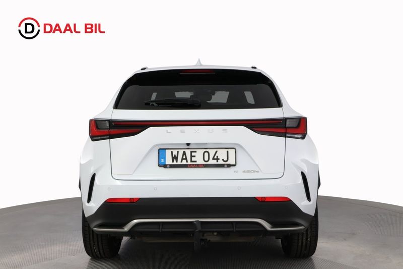 Lexus NX bild 7