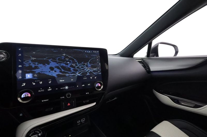 Lexus NX bild 23