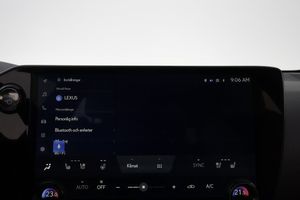 Lexus NX bild 17