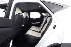 Lexus NX bild 12