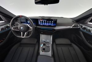 BMW i4 bild 13
