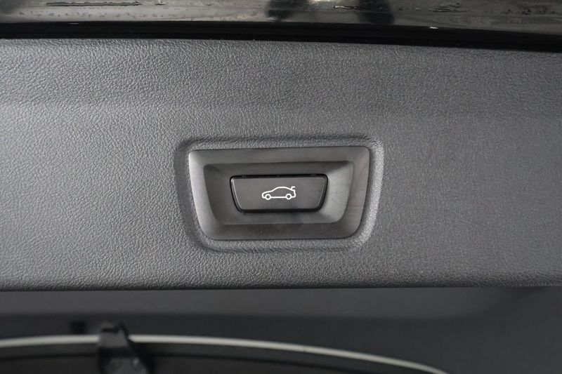 BMW i4 bild 27