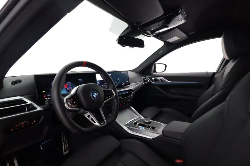 BMW i4 bild 11