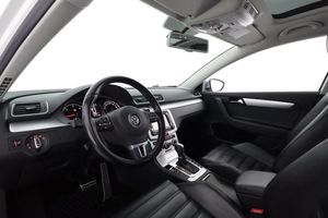 Volkswagen Passat bild 11