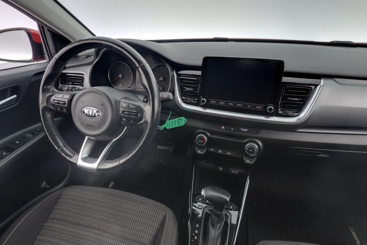 Vehicle image 14