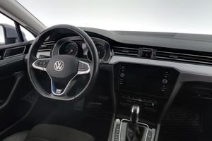 Volkswagen Passat bild 14