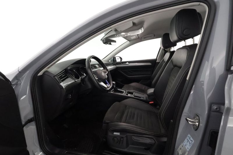 Volkswagen Passat bild 10