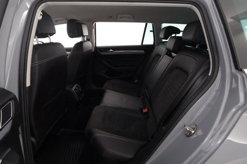Volkswagen Passat bild 11