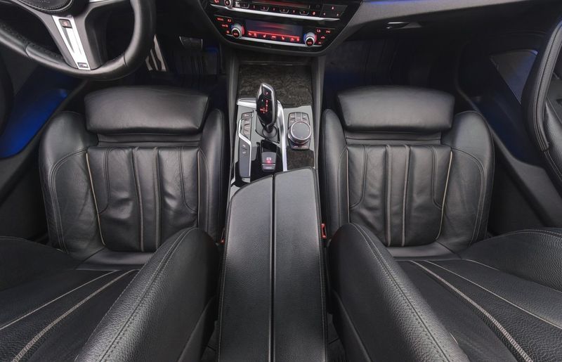BMW 530 bild 14