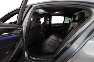 BMW 530 bild 11