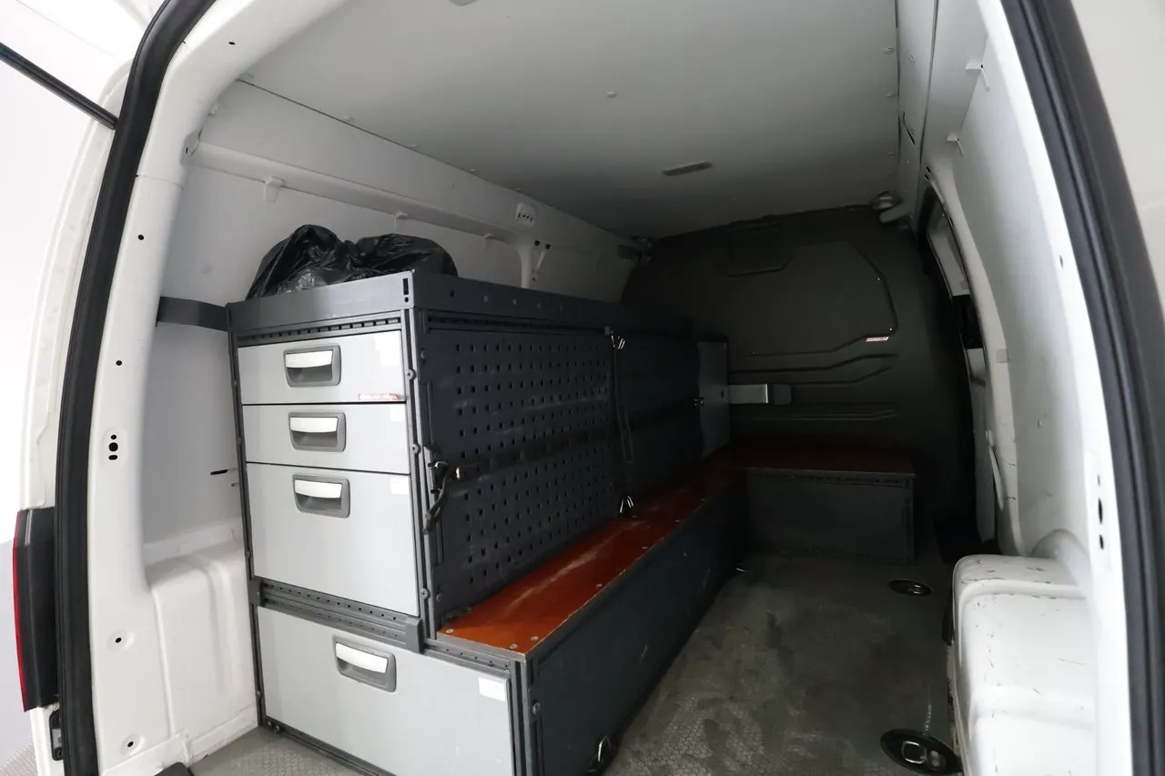 Vehicle image 22