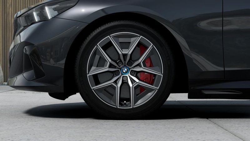 BMW i5 bild 7