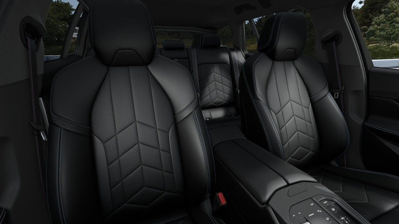 BMW i5 bild 10