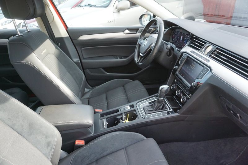 Volkswagen Passat bild 6