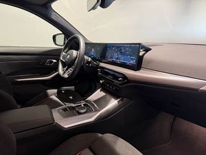 BMW 330 bild 9