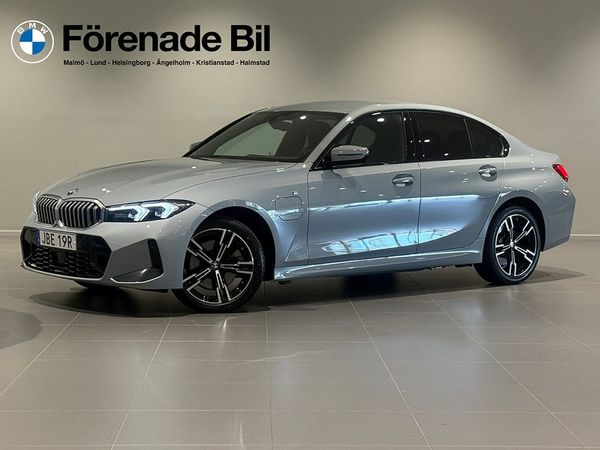 BMW 330 e xDrive Sedan M Sport Drag Adaptiv Farth. Rattv 18" Tonat - 2025
