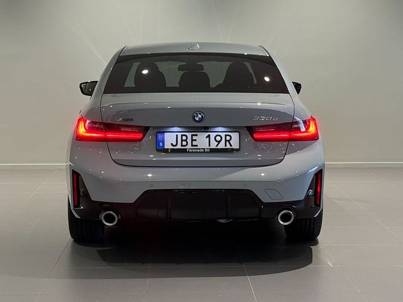 BMW 330 bild 4
