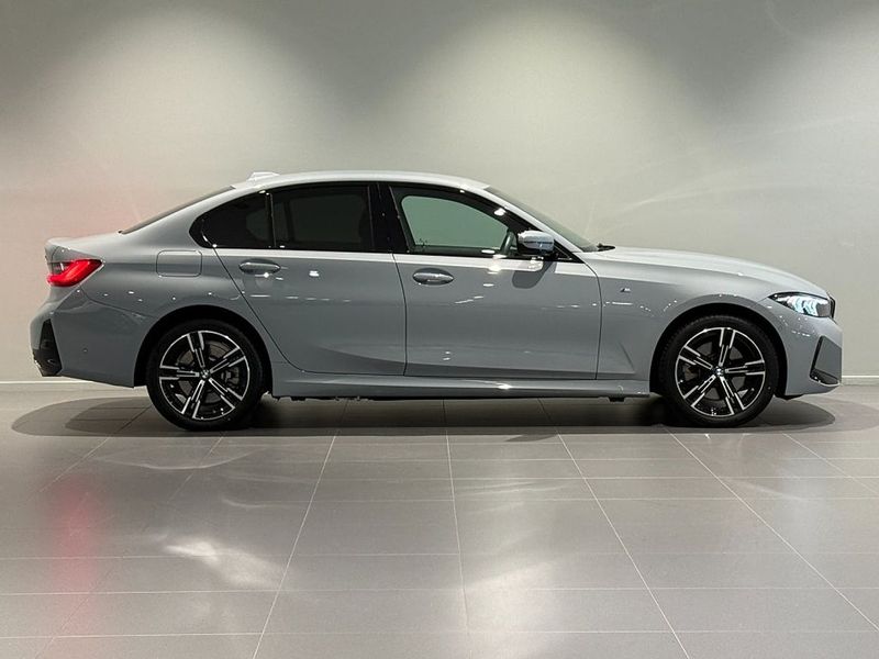 BMW 330 bild 3