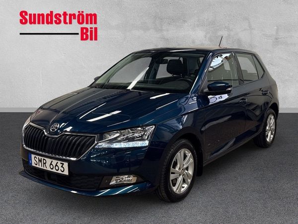 Skoda Fabia 1.0 TSI 95Hk Style Kamera/P-sensorer Vinterhjul - 2021